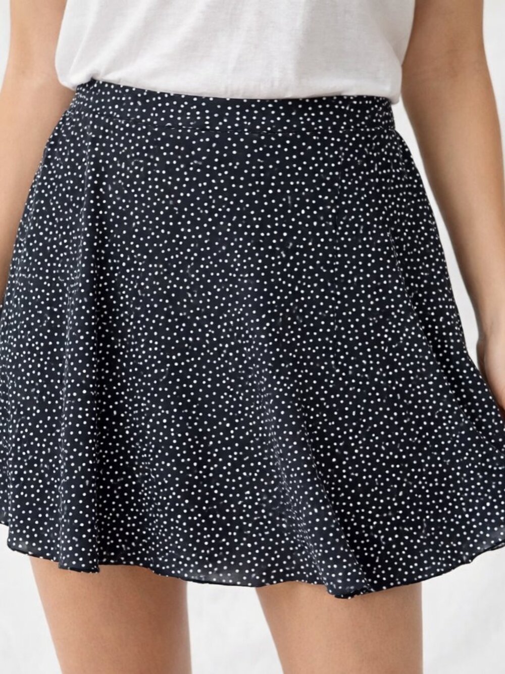 American Eagle XLT Black Polka Dot Skirt Flowy Mini Casual Cottagecore Country - Picture 1 of 8